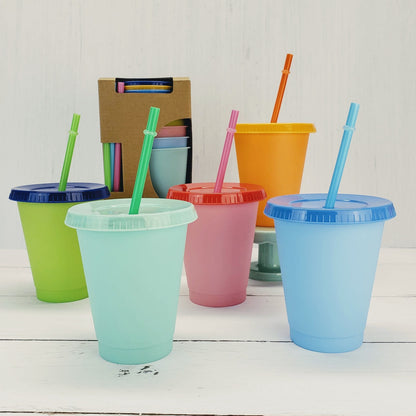 Set of 5 Color Changing Kids Cups with Colored Straws - 16oz Mini Cups